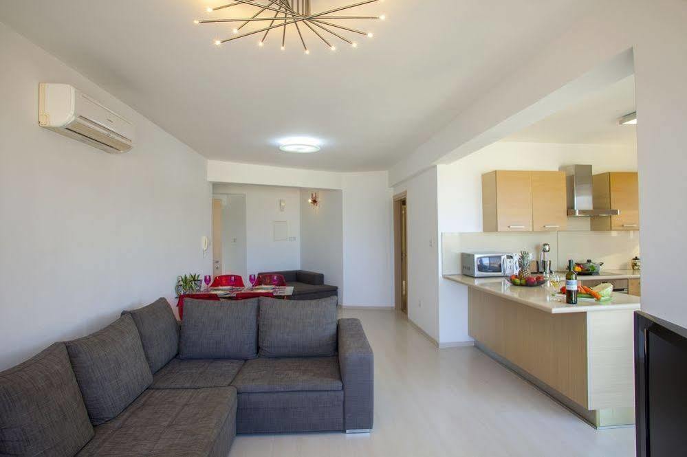 Fig Tree Bay Apartments Protaras Exteriör bild